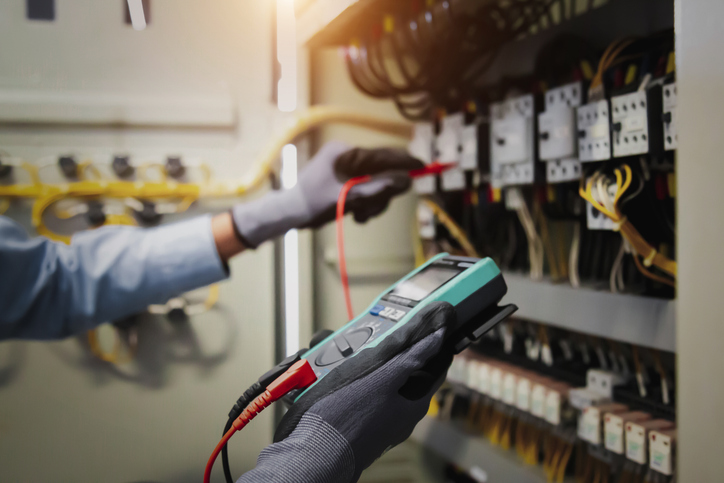 Garden Electrics: Installation, Safety and Ideas