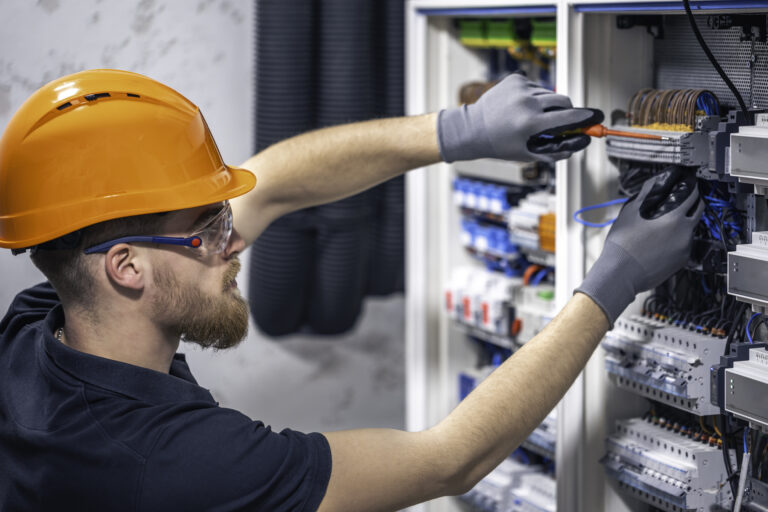 How to Find a Trusted Electrician Southampton Homeowners Recommend
