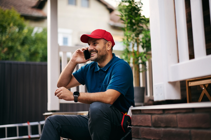 What Should You Ask Before Booking an Electrician?