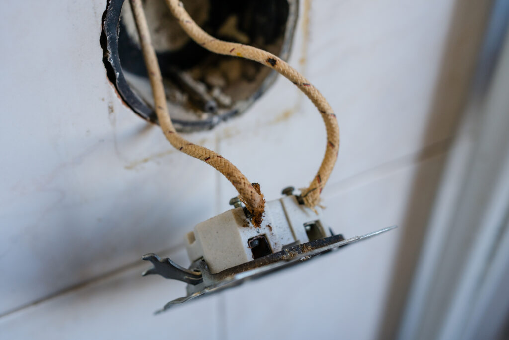 What Are the Signs of Outdated Wiring?